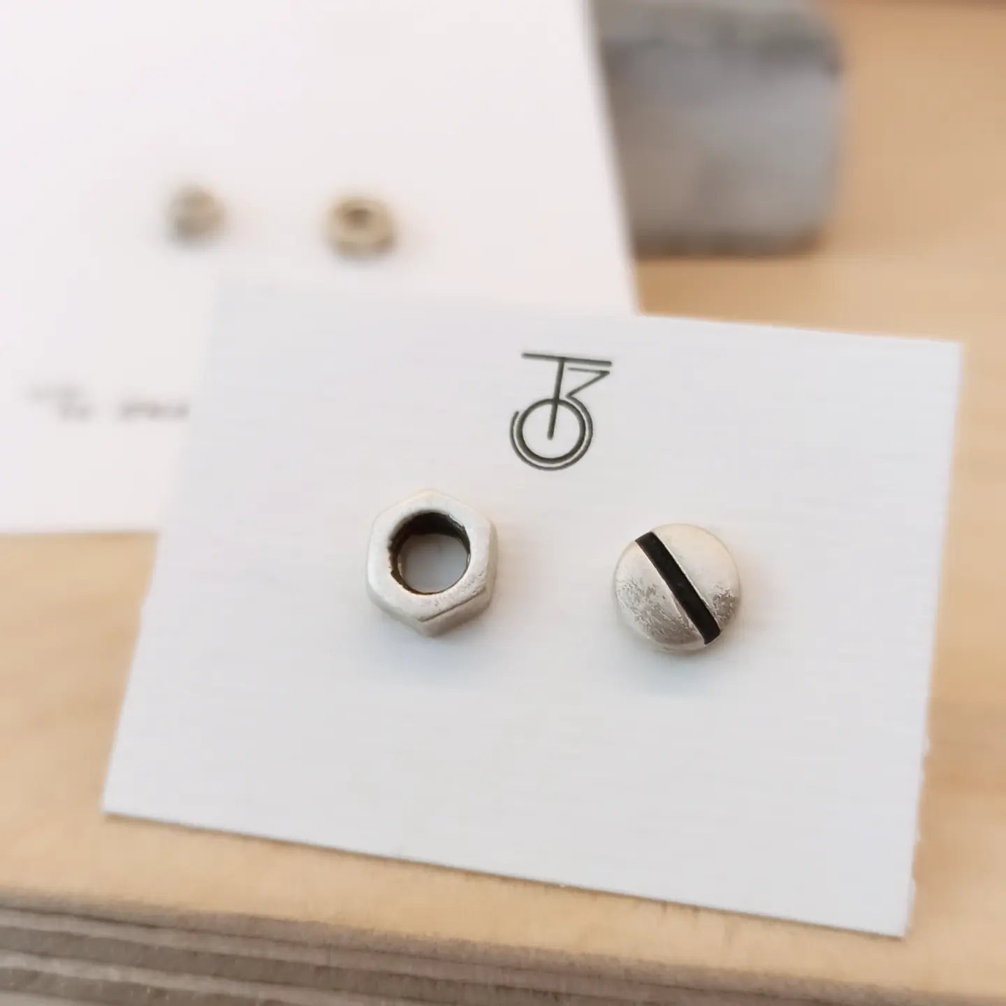 σκουλαρίκια "βίδα-παξιμάδι"/ "screw-bolt" earrings