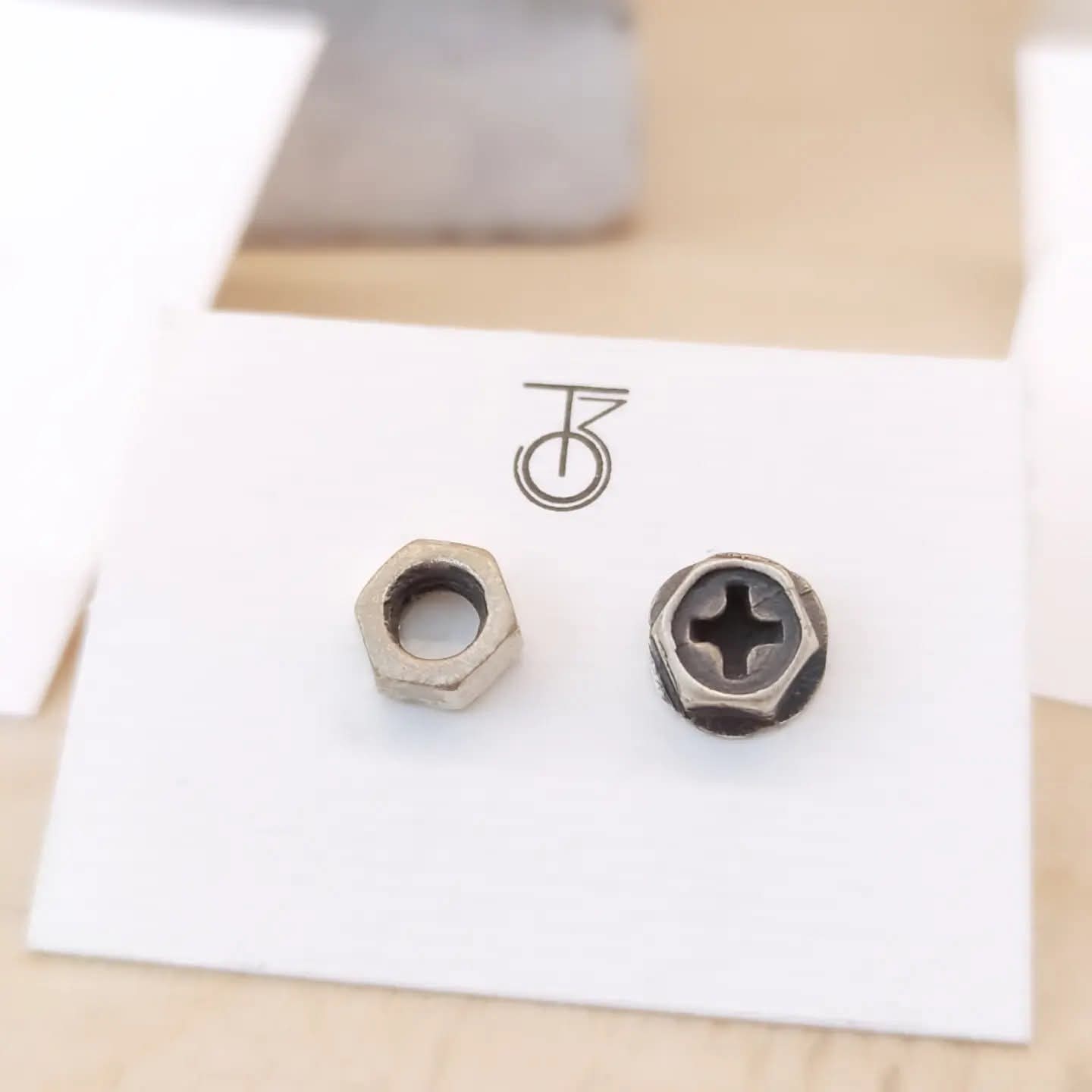σκουλαρίκια "βίδα-παξιμάδι"/ "screw-bolt" earrings