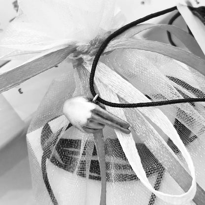 Ασημένιο κρεμαστό 'Μονόγραμμα' στην Ελληνική Νοηματική Αλφαβήτα