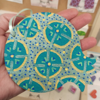 Πολύχρωμα ξύλινα ρόδια, ζωγραφισμένα στο χέρι και από τις δύο όψεις