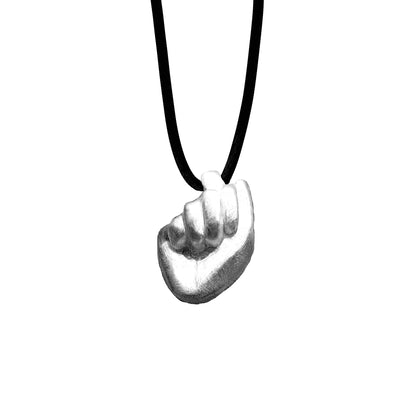 Ασημένιο κρεμαστό 'Μονόγραμμα' στην Ελληνική Νοηματική Αλφαβήτα