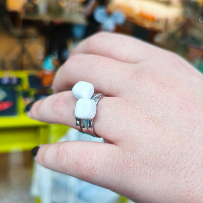 Δακτυλίδι από λευκή πορσελάνη