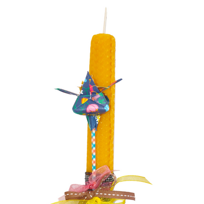 Κίτρινη λαμπάδα από κερί μέλισσας με λουλούδι οριγκάμι