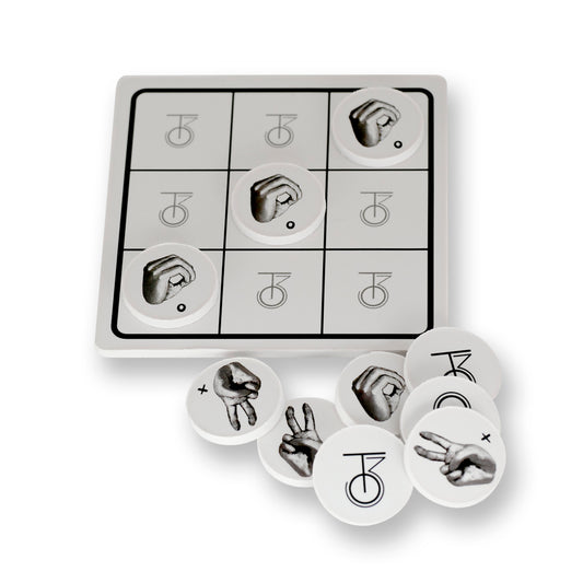 Επιτραπέζιο παιχνίδι "τρίλιζα" με τα γραμματα της ΕΝΓ