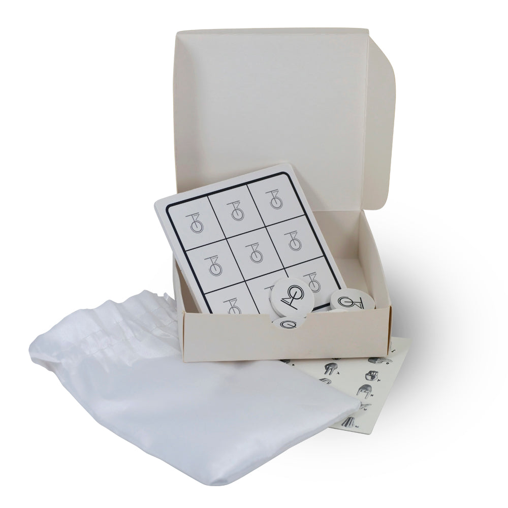 Επιτραπέζιο παιχνίδι "τρίλιζα" με τα γραμματα της ΕΝΓ