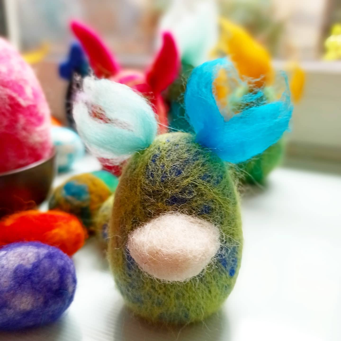 φελτ "αυγο-ζωάκι" / felted "egg-animal"