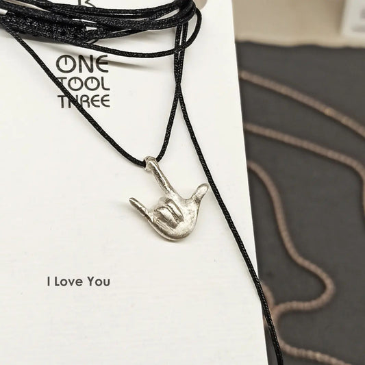 Ασημένιο κρεμαστό "Σ' αγαπώ" στην Αμερικάνικη Νοηματική Γλώσσα